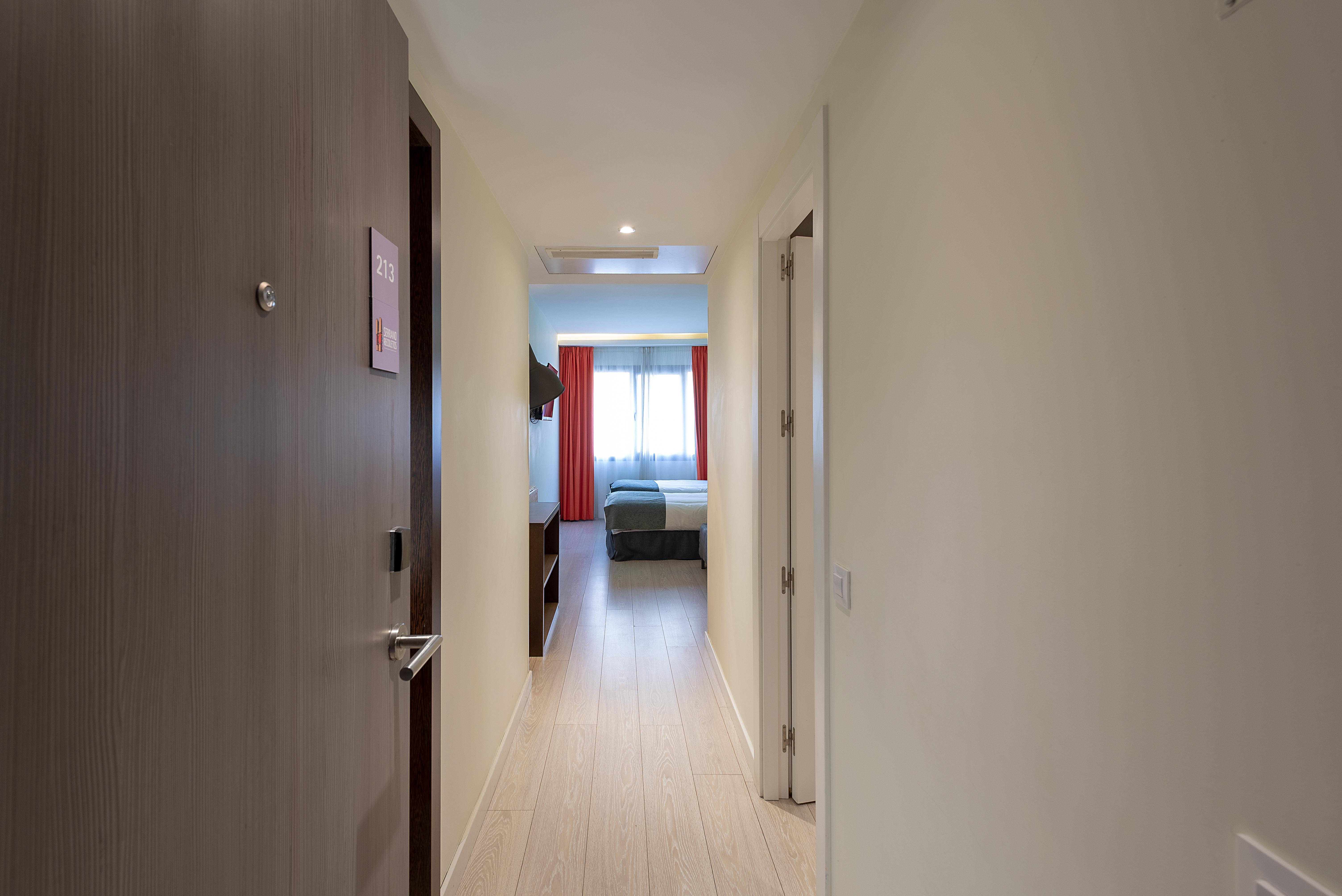 Apartamentos Recoletos Madrid Eksteriør bilde