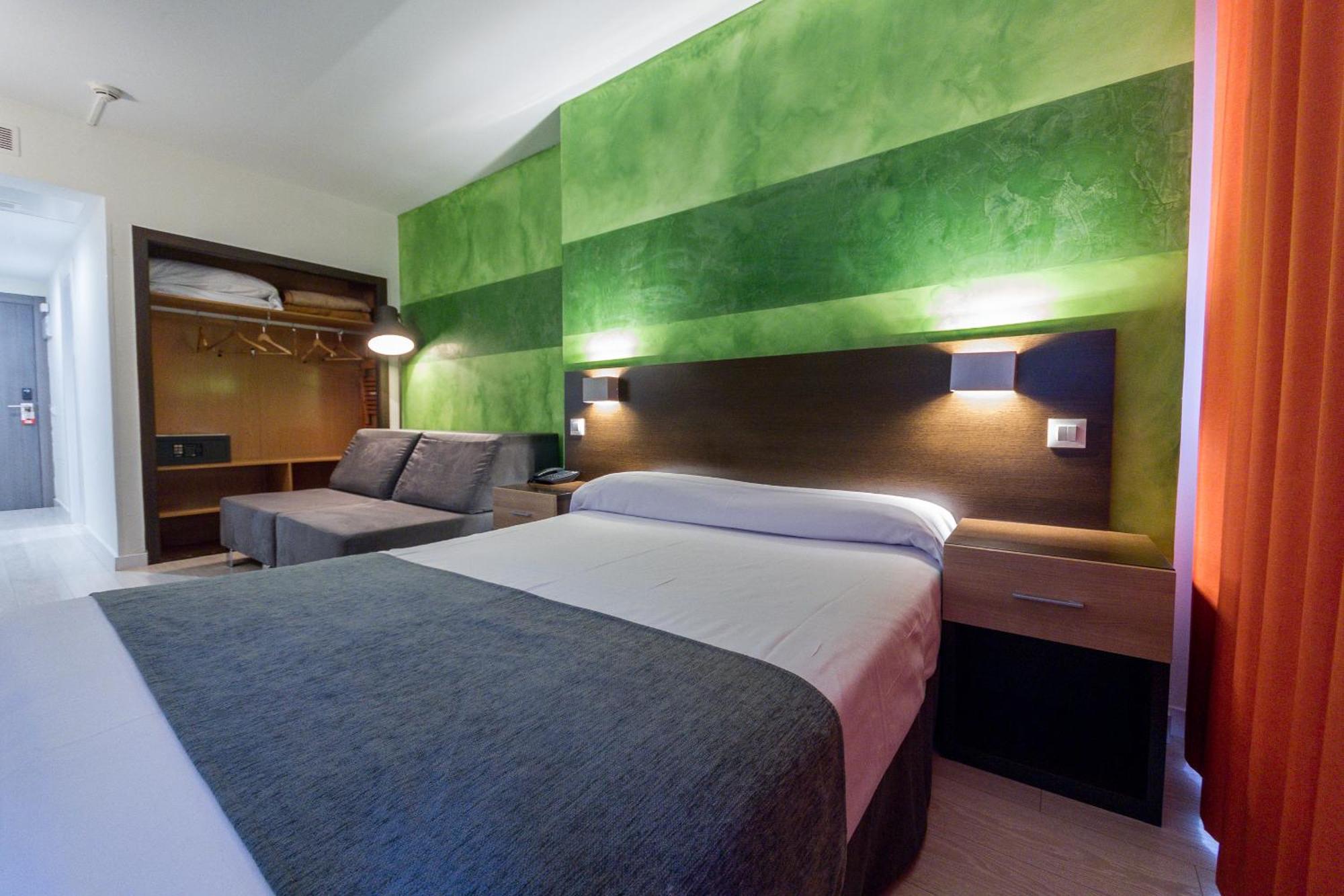 Apartamentos Recoletos Madrid Eksteriør bilde